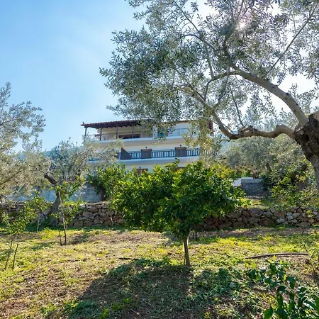 Maria Epidavros Lägenhet