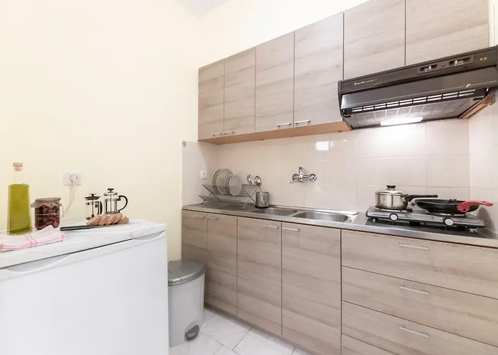 Maria Epidavros 公寓